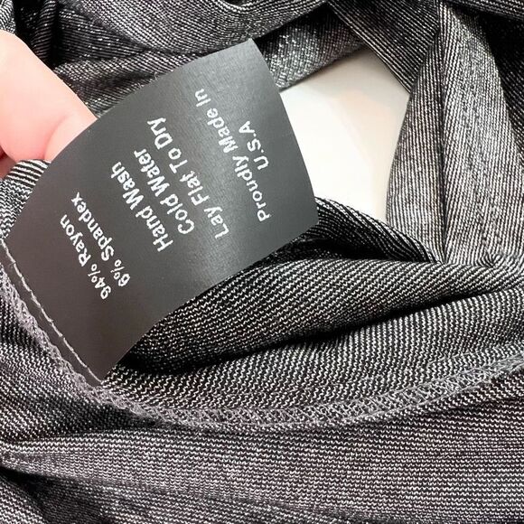 Julian Chang Sweater Women's Silver Off-Shoulder Pullover Tunic Top Plus 3XL NEW - Picture 6 of 8